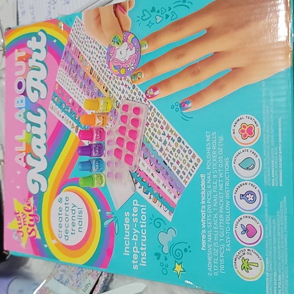 NEW Nail Art Set - Picture 2 of 2